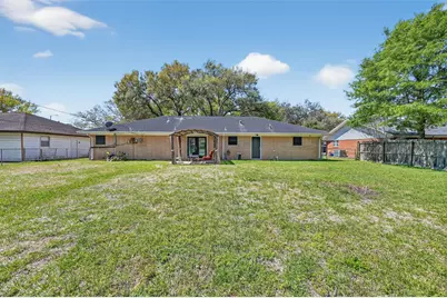 1215 Lawrence Street, Rosenberg, TX 77471 - Photo 34