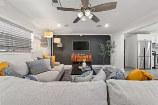 1215 Lawrence St, Rosenberg, TX 77471 - Photo 6