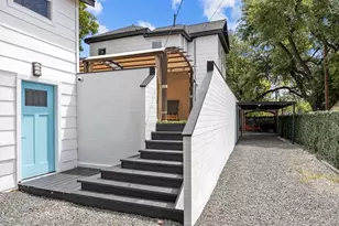 1015 Brooks St, Houston, TX 77009 - Photo 16