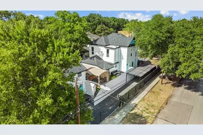 1015 Brooks Street, Houston, TX 77009 - Photo 2