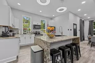 1015 Brooks St, Houston, TX 77009 - Photo 4