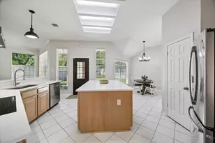 25392 Sausalito Ln, Porter, TX 77365 - Photo 10