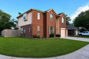 4803 Widerop Ln, Friendswood, TX 77546 - Photo 4