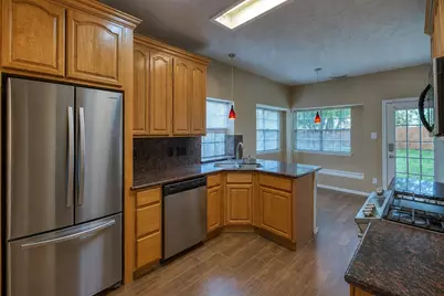 4803 Widerop Lane, Friendswood, TX 77546 - Photo 14