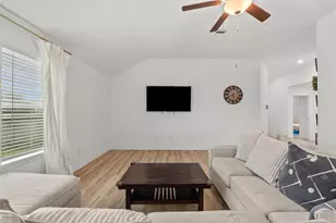 4331 Oakdale Mist Dr, Dickinson, TX 77539 - Photo 8