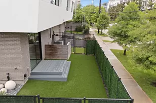 1302 Crocker St, Houston, TX 77019 - Photo 30