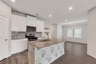 16891 Pink Wintergreen Dr, Conroe, TX 77385 - Photo 12