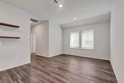 16891 Pink Wintergreen Drive, Conroe, TX 77385 - Photo 8