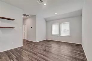 16891 Pink Wintergreen Dr, Conroe, TX 77385 - Photo 8