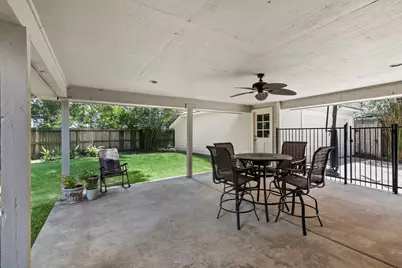 5406 Glenview Drive, Kingwood, TX 77345 - Photo 6