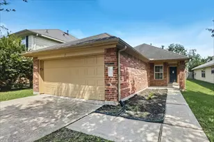 8574 Chaletford Dr, Houston, TX 77044 - Photo 1