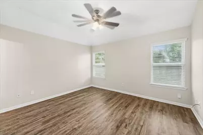 8574 Chaletford Drive, Houston, TX 77044 - Photo 8