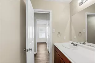 8574 Chaletford Dr, Houston, TX 77044 - Photo 16