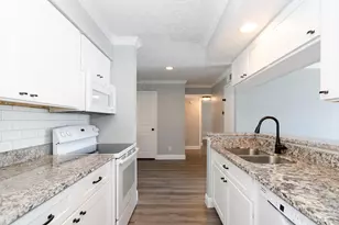 3919 Fairmont Pkwy, Pasadena, TX 77504 - Photo 6