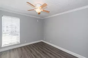 3919 Fairmont Pkwy, Pasadena, TX 77504 - Photo 12