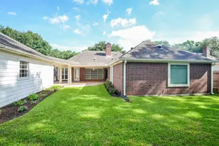 15814 El Dorado Oaks Dr, Houston, TX 77059 - Photo 18