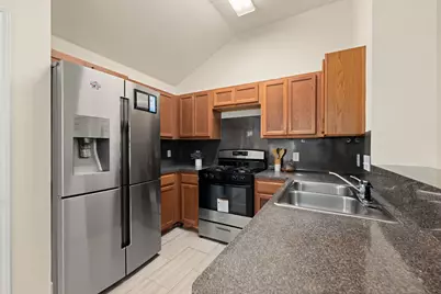 2631 Steelhead Drive, Houston, TX 77045 - Photo 8