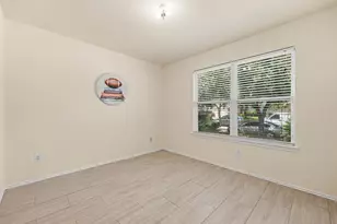 2631 Steelhead Dr, Houston, TX 77045 - Photo 18