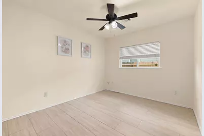 2631 Steelhead Drive, Houston, TX 77045 - Photo 16