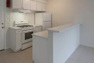 9745 Long Point Road Rd, Houston, TX 77055 - Photo 4
