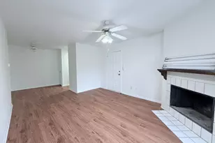 9350 Country Creek Dr, Houston, TX 77036 - Photo 8
