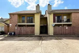 9350 Country Creek Dr, Houston, TX 77036 - Photo 2