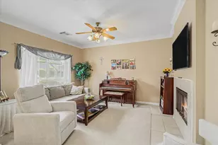 129 Lasso St, Angleton, TX 77515 - Photo 4