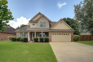 129 Lasso St, Angleton, TX 77515 - Photo 1