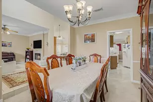 129 Lasso St, Angleton, TX 77515 - Photo 10