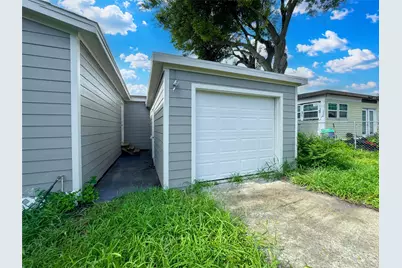 429 17th Avenue N, Texas City, TX 77590 - Photo 36