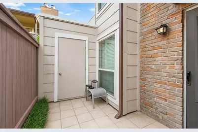 2110 Wilcrest Drive #105, Houston, TX 77042 - Photo 20
