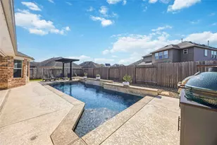 9905 White Oak Ln, Brookshire, TX 77423 - Photo 2