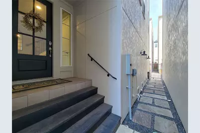 1315 W 24th Street #A, Houston, TX 77008 - Photo 4