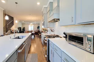 1315 W 24th St, Houston, TX 77008 - Photo 10