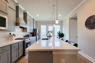 1315 W 24th St, Houston, TX 77008 - Photo 8