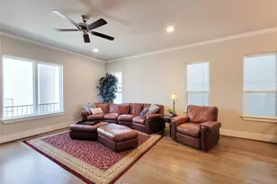 1315 W 24th St, Houston, TX 77008 - Photo 18