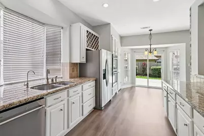 1322 W Forest Drive, Houston, TX 77043 - Photo 14