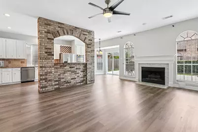 1322 W Forest Drive, Houston, TX 77043 - Photo 10