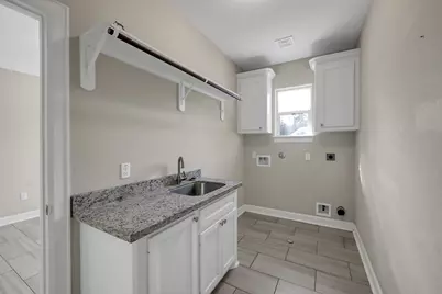 19006 August Circle, Cleveland, TX 77328 - Photo 20