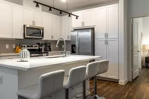 1000 Fort Worth Ave, Dallas, TX 75208 - Photo 8