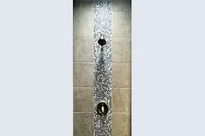 1041 N Monkhouse Drive, Crystal Beach, TX 77650 - Photo 24