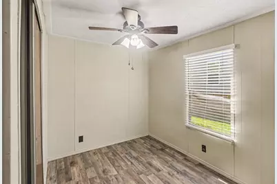 14351 W Ravine Run, Willis, TX 77318 - Photo 16