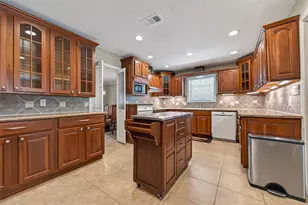 15310 Philippine St, Jersey Village, TX 77040 - Photo 16