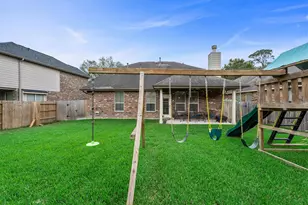 13846 McKinney Creek Ln, Houston, TX 77044 - Photo 32