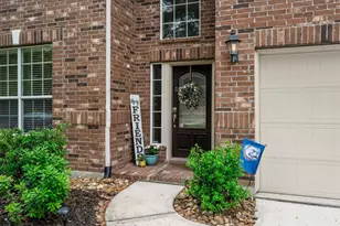 13846 McKinney Creek Ln, Houston, TX 77044 - Photo 2