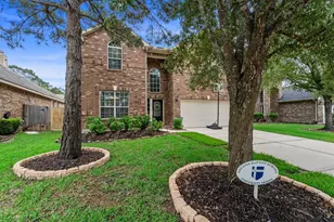 13846 McKinney Creek Ln, Houston, TX 77044 - Photo 2