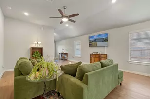 1185 Cavalry Jct Dr, Alvin, TX 77511 - Photo 8