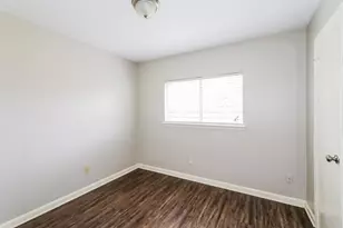 10810 Lakewood Oaks Dr, Sugar Land, TX 77498 - Photo 10