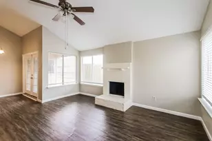 10810 Lakewood Oaks Dr, Sugar Land, TX 77498 - Photo 4