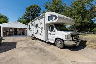 227 Ivy St, Navasota, TX 77868 - Photo 32